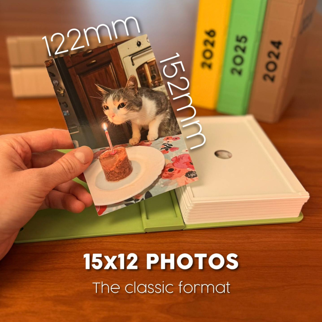 Year in Review Photo Album – Sliding Memory Book (Holds 12 Photos)