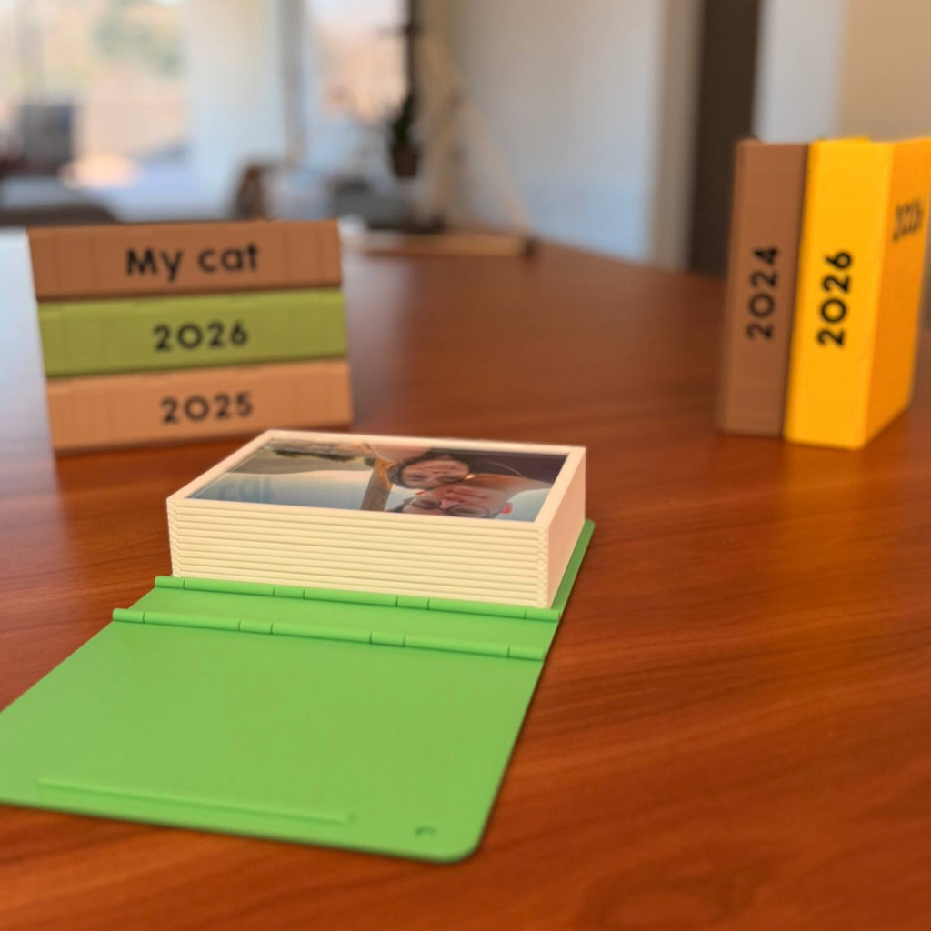 Year in Review Photo Album – Sliding Memory Book (Holds 12 Photos)